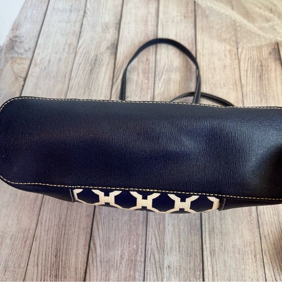 Dooney & Bourke Navy and White Bag - Picture 10 of 14